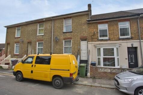 Oswald Road, Dover, Kent, CT17 4 bed terraced house for sale