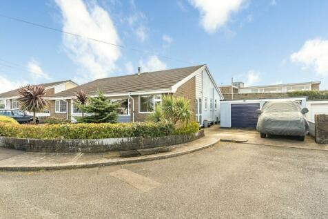 2 bedroom semi-detached bungalow for sale