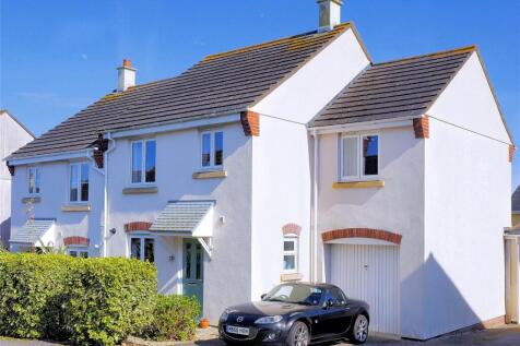 4 bedroom semi-detached house for sale