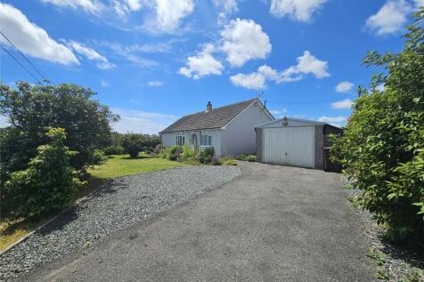 3 bedroom detached bungalow for sale