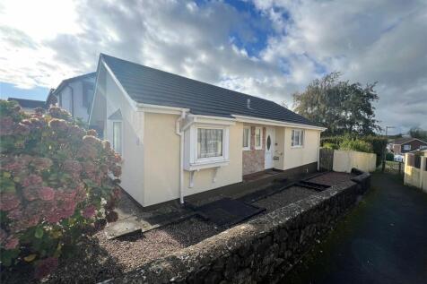 2 bedroom detached bungalow for sale