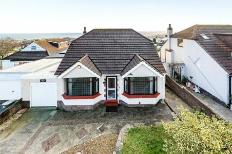 4 bedroom detached bungalow for sale