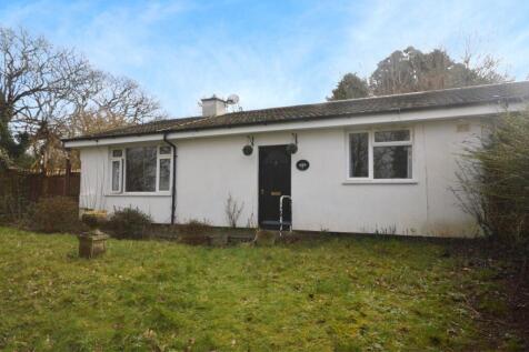 3 bedroom semi-detached bungalow for sale