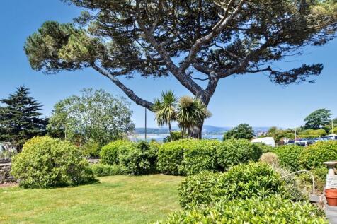 2 bedroom ground floor flat for sale