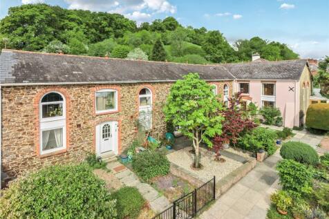 2 bedroom cottage for sale
