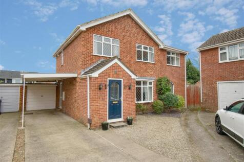 Steeple Close, Wigginton, York, YO32 2FQ 4 bed detached house for sale