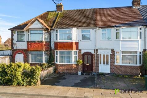 Mile Lane, Cheylesmore, Coventry, CV3 3 bed terraced house for sale