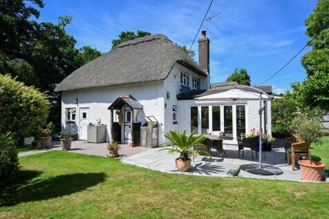 Hyde Lane, Stuckton, Fordingbridge, SP6 2 bed cottage for sale