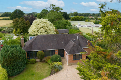 Ringwood Road, South Gorley... 4 bed detached bungalow for sale