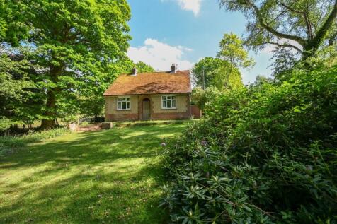 Furze Hill, Fordingbridge, SP6 2 bed detached house for sale