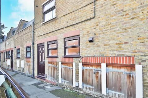 Cardigan Road, London 2 bed flat for sale