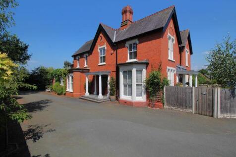 Morda Road, Oswestry 2 bed apartment for sale