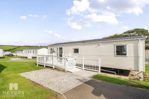 2 bedroom detached house for sale