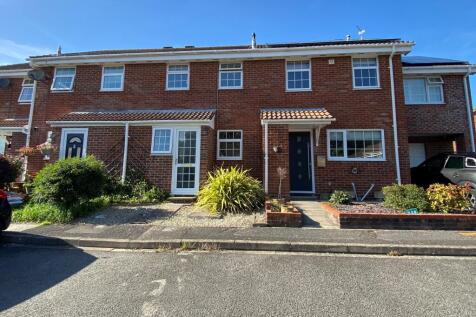 Monarch Close, Locks Heath 2 bed terraced house for sale