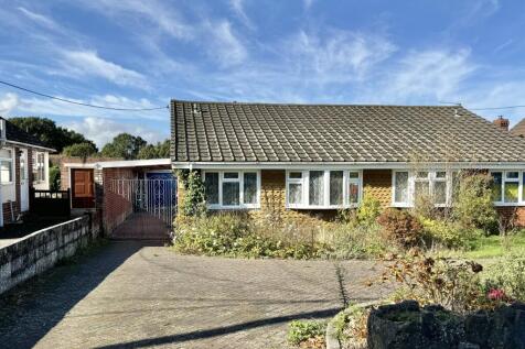 2 bedroom semi-detached bungalow for sale