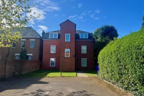 Lysons Road, Aldershot GU11 1 bed house for sale