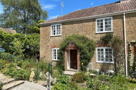 3 bedroom cottage for sale