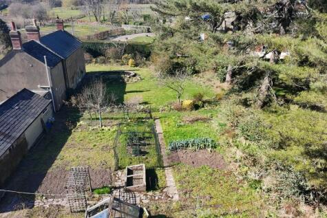 4 bedroom cottage for sale