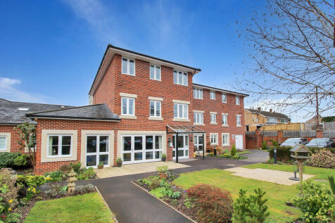 George Street, Warminster 2 bed apartment for sale