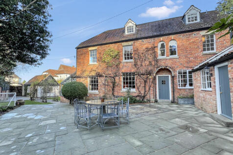 Alfred Street, Westbury 4 bed detached house for sale