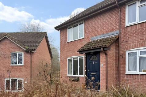 Rothe Rise, Westbury 2 bed end of terrace house for sale