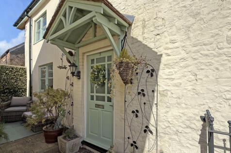 Church Street Mews, Warminster 3 bed mews for sale