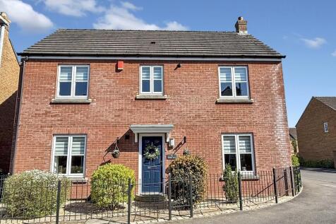 Timor Road, Westbury 4 bed detached house for sale