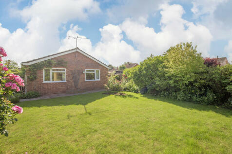 2 bedroom detached bungalow for sale