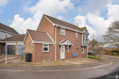 Ambleside, Hethersett 3 bed detached house for sale