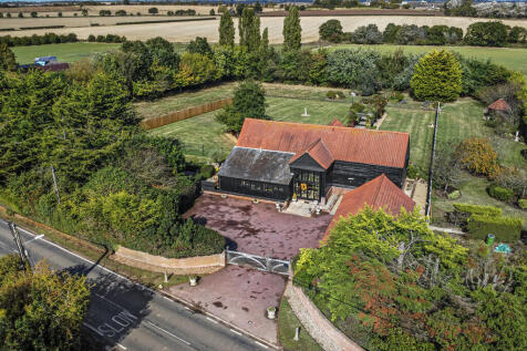 4 bedroom barn conversion for sale