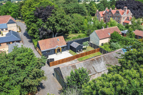 Church Lane, Beaumont 3 bed barn conversion for sale