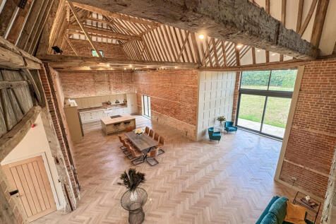 4 bedroom barn conversion for sale