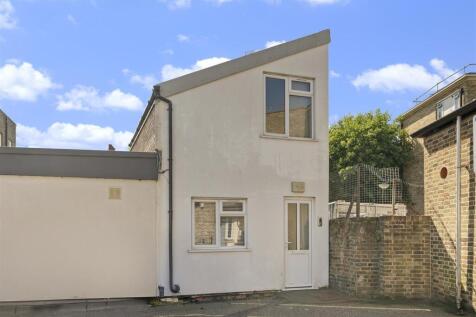 Blackstock Road, London N4 1 bed duplex for sale