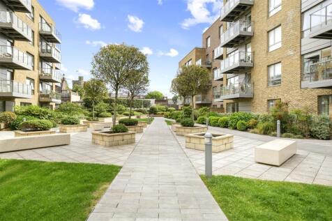 Basset Court, Hornsey N8 2 bed apartment for sale