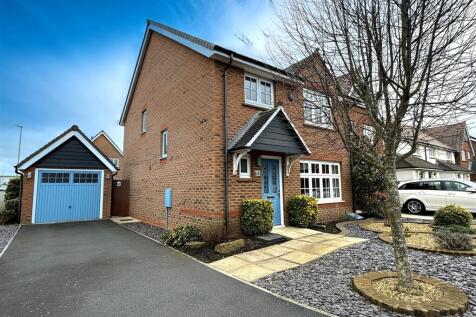 Yew Gardens, Westby with Plumptons... 4 bed detached house for sale
