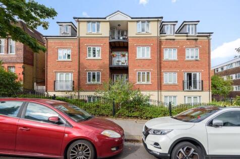 Normanton Road, South Croydon 2 bed apartment for sale