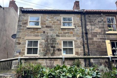 2 bedroom cottage for sale