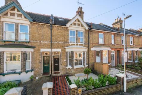 Briton Road, Faversham 3 bed terraced house for sale