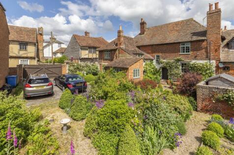 5 bedroom house for sale