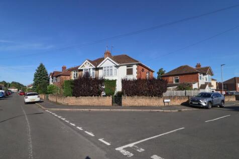 Holmfield Avenue, Loughborough, LE11 3 bed semi