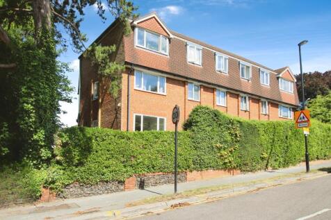 Croham Road, South Croydon CR2 2 bed flat for sale
