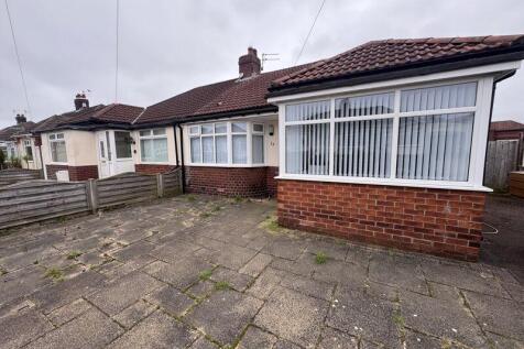 3 bedroom semi-detached bungalow for sale