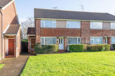 Pentland Road, Bushey, WD23 2 bed flat for sale