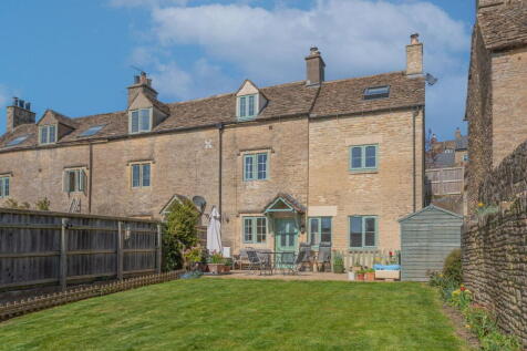 4 bedroom cottage for sale
