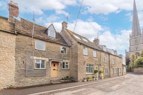 3 bedroom cottage for sale