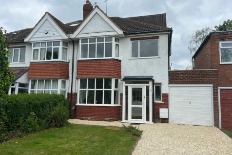 4 bedroom semi-detached house for sale