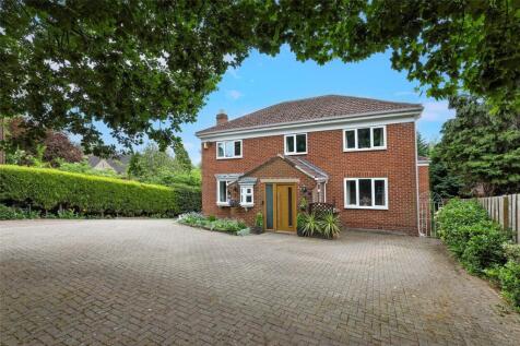 Woodthorpe Lane, Sandal, Wakefield, WF2 5 bed detached house for sale