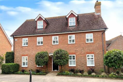 6 bedroom detached house for sale