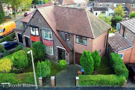 4 bedroom semi-detached house for sale