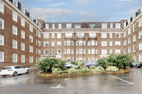 St Stephens Close, Avenue Road... 3 bed apartment for sale